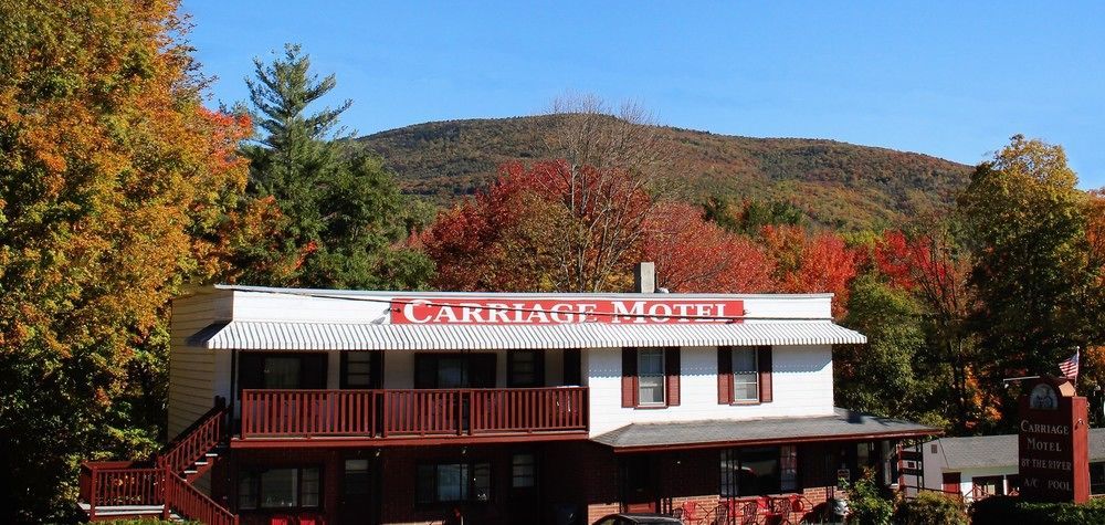 Inn 32 North Woodstock Exterior photo